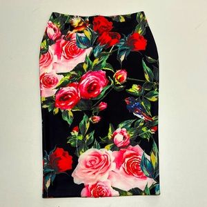 FLORAL TANGO MIDI SKIRT IN ROSES PRINT WITH BACK SLIT BACK ZIPPER